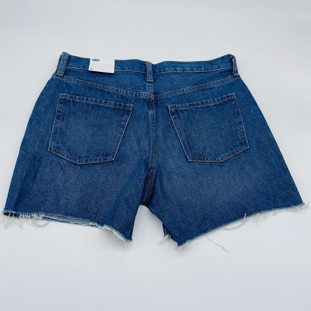 Old Navy High-Waisted Slouchy Cut-Off Jean Shorts for Women 5-inch inseam - Picture 6 of 9